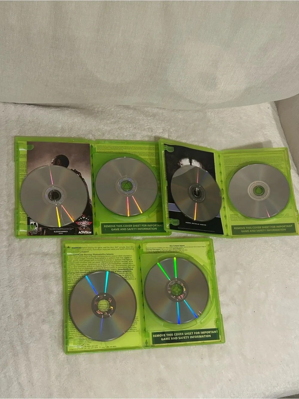 Xbox 360 Game Bundle - Call of Duty AW& Ghosts + Halo 4 (Green Cases)